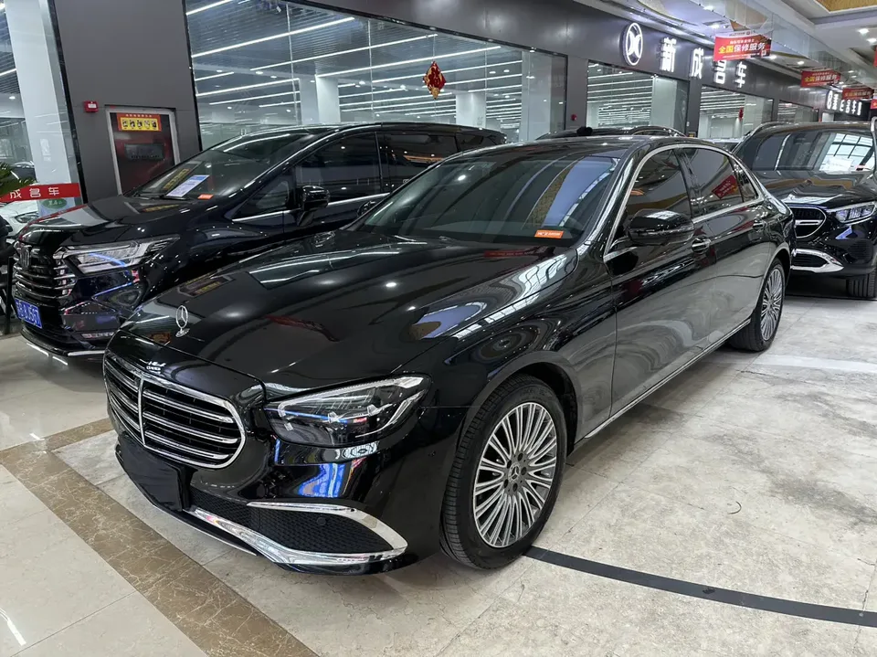 Mercedes-Benz E-Class E-Class 2022 Mercedes-Benz E-Class 2022 E 300 L luxury sedan 2022 — photo 1, buy with delivery to Moscow