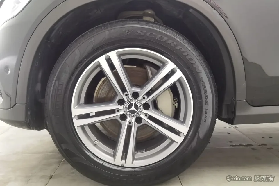 Mercedes-Benz GLC-Class Mercedes-Benz GLC 2021 GLC 260 L 4MATIC Dynamic 2022 — thumbnail 2