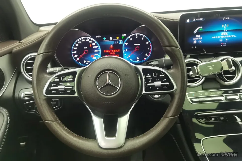 Mercedes-Benz GLC-Class Mercedes-Benz GLC 2021 GLC 260 L 4MATIC Dynamic 2022 — thumbnail 3