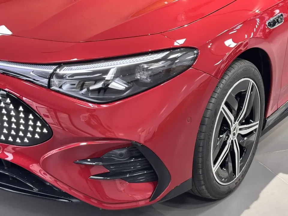 Mercedes-Benz CLA EV Mercedes-Benz CLA EV 2026 CLA 300 L Long-Range Smart Edition 2025 — thumbnail 3