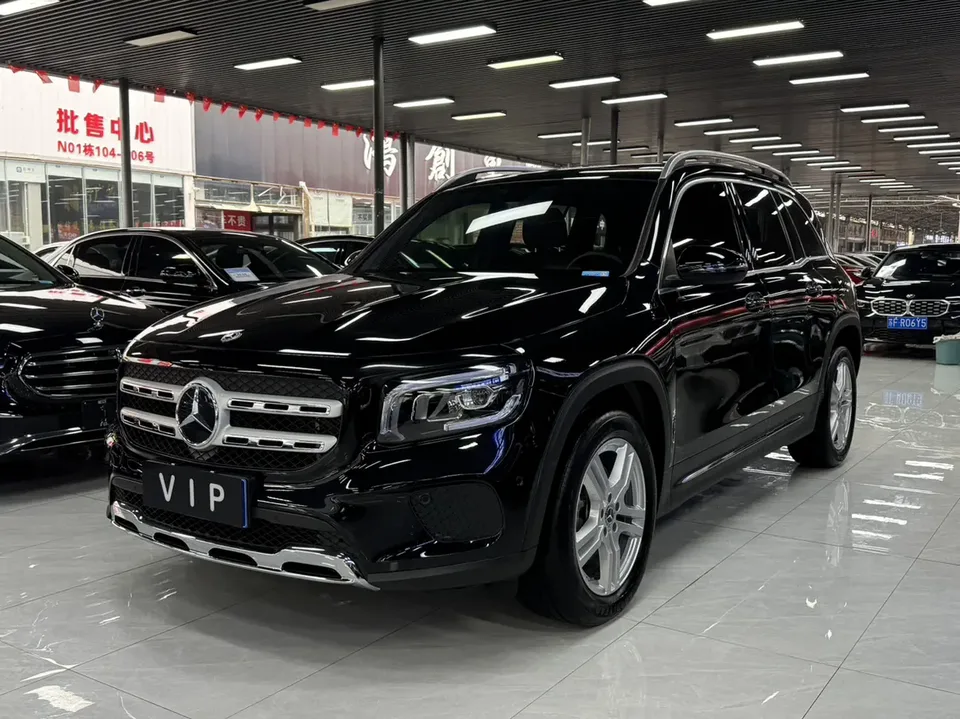 Mercedes-Benz GLB-Class 2023