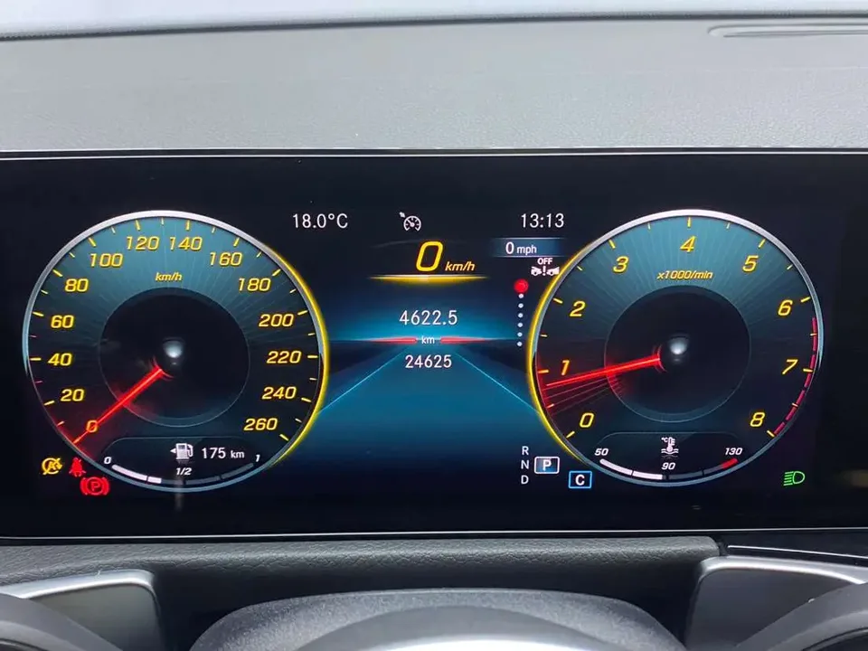 Mercedes-Benz GLB-Class GLB 2023 Mercedes-Benz GLB 2023 GLB 200 Fashion Edition 2023 — thumbnail 5