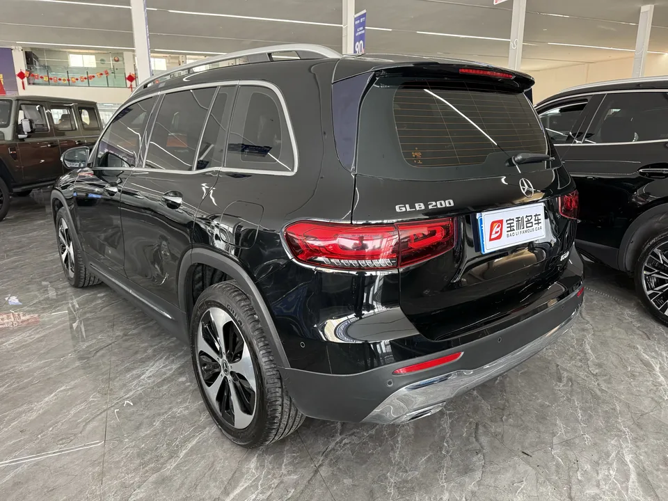 Mercedes-Benz GLB-Class Mercedes-Benz GLB 2022 facelift GLB 200 Fashion Edition 2022 — миниатюра 4