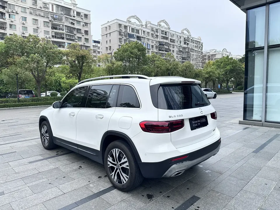 Mercedes-Benz GLB-Class facelift GLB 220 Dynamic 2024 — миниатюра 4