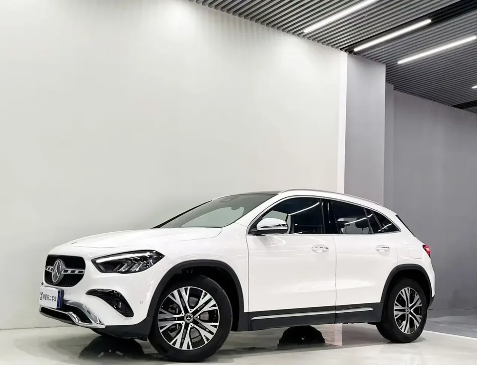 Mercedes-Benz GLA 2024