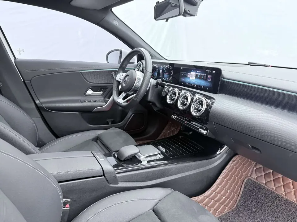 Mercedes-Benz Mercedes Benz A Class A 200 L Sports Sedan Fashion Edition 2022 — миниатюра 4