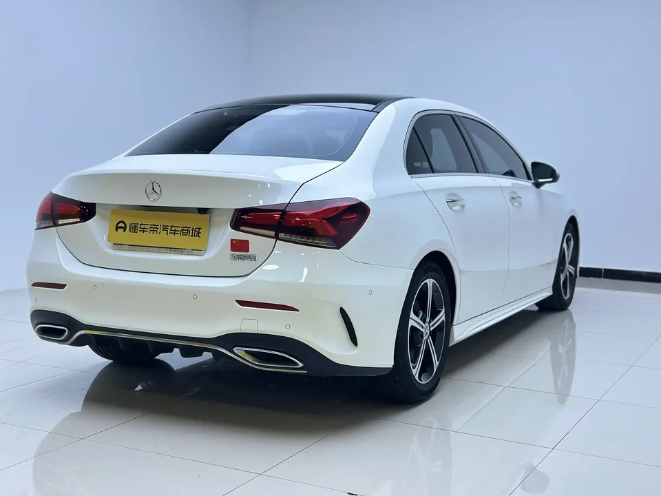 Mercedes-Benz Mercedes Benz A Class Mercedes-Benz A-Class 2023 A 200 L Sports Sedan Fashion Edition 2023 — миниатюра 2