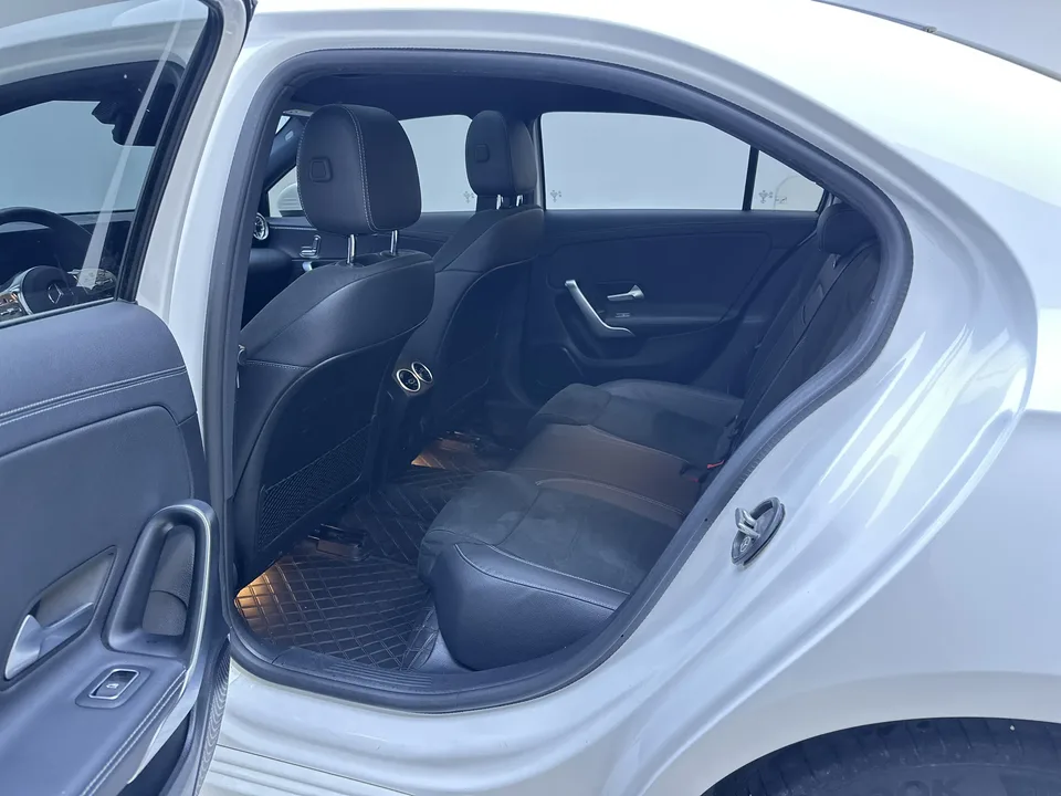 Mercedes-Benz Mercedes Benz A Class Mercedes-Benz A-Class 2023 A 200 L Sports Sedan Fashion Edition 2023 — миниатюра 4