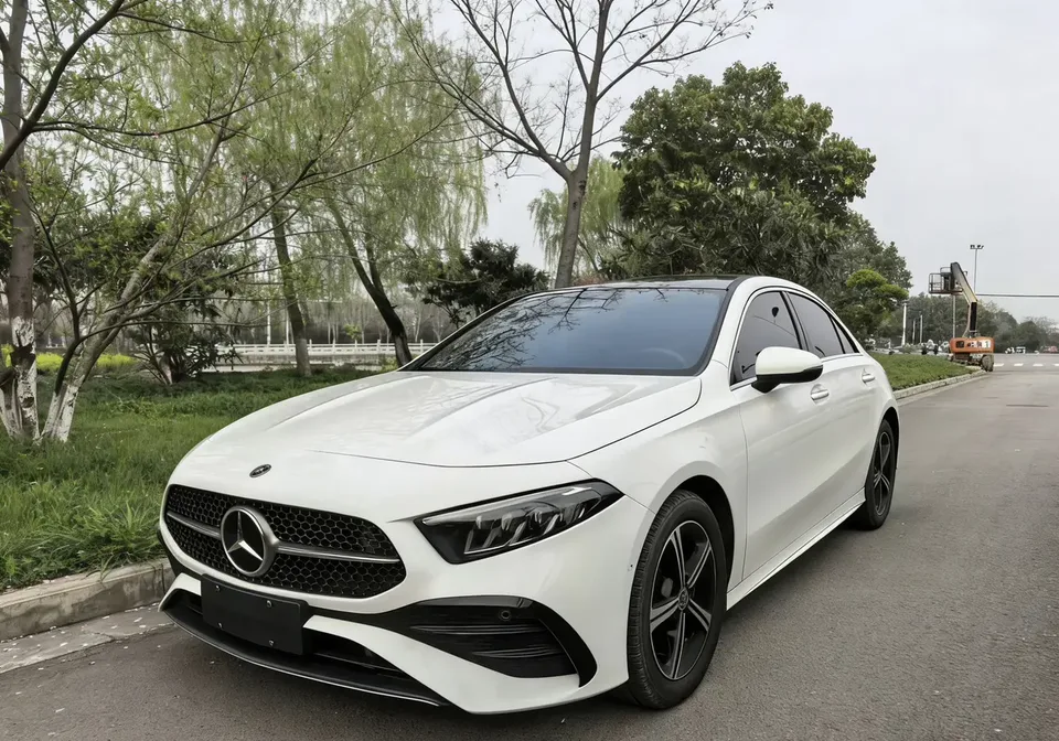 Mercedes-Benz Mercedes Benz A Class 2023
