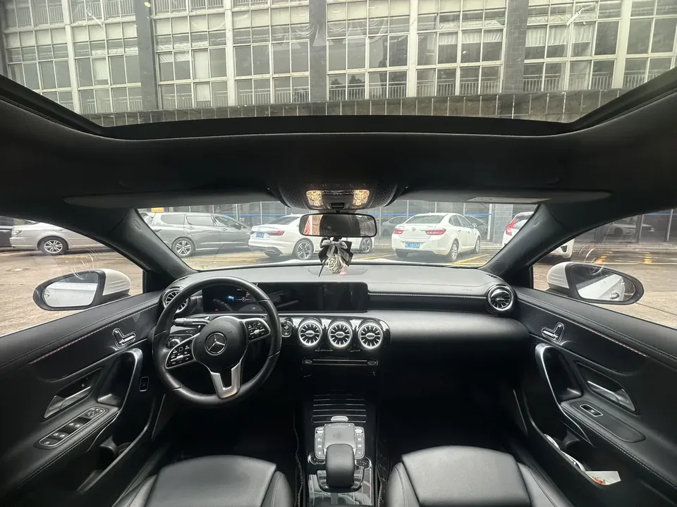 Mercedes-Benz Mercedes Benz A Class Mercedes-Benz A-Class 2022 A 200 L sports sedan dynamic version 2022 — миниатюра 4