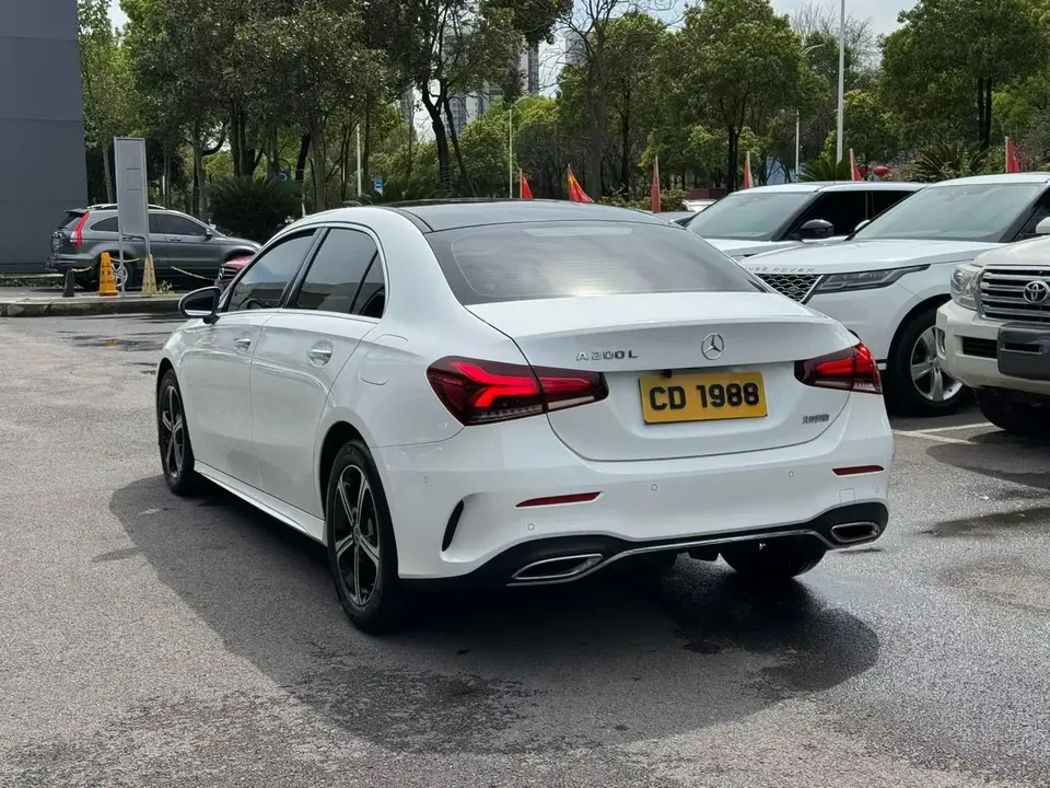 Mercedes-Benz Mercedes Benz A Class Mercedes-Benz A-Class 2023 A 200 L Sports Sedan Fashion Edition 2023 — миниатюра 4