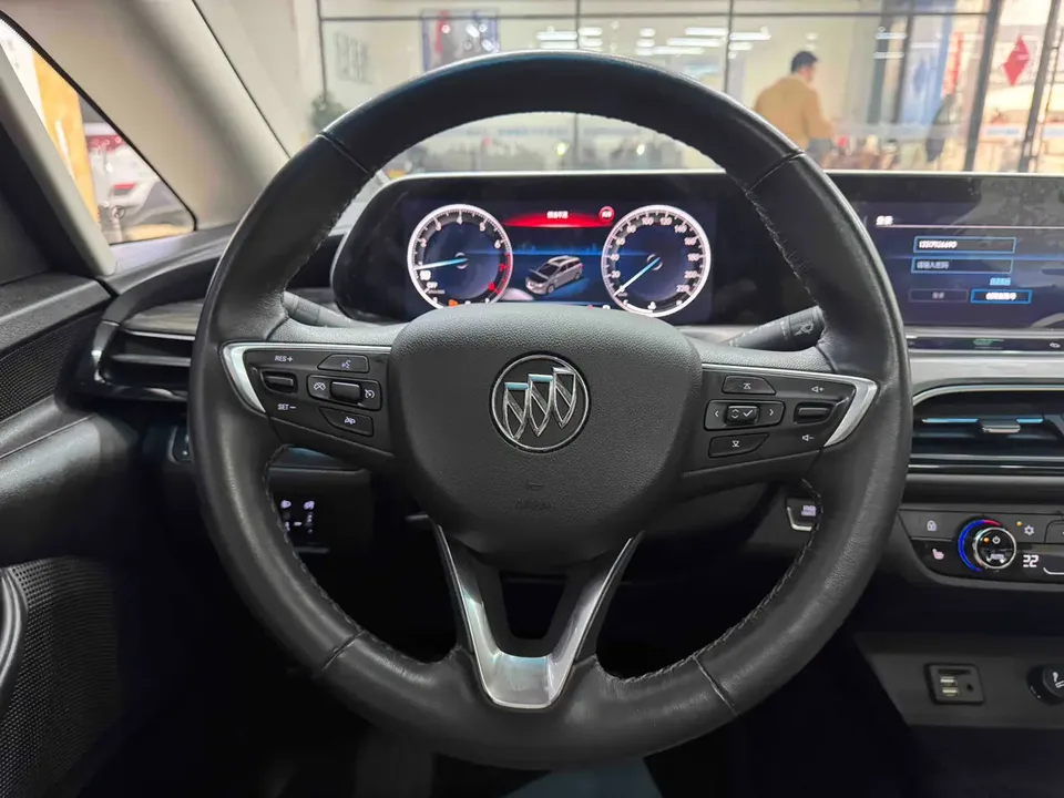 Buick GL6 Buick GL6 2021 323T mild hybrid connected luxury model 2022 — миниатюра 4