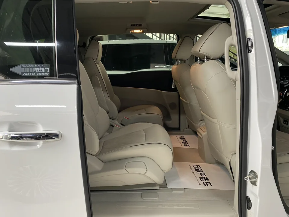 Buick GL8 GL8 2022 Buick GL8 2022 Land Business Class 652T Luxury Edition 2022 — thumbnail 5