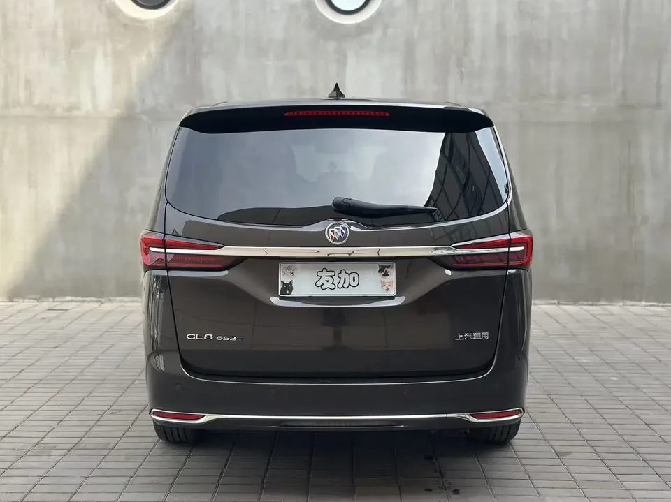Buick GL8 Buick GL8 2022 Land Business Class 652T Luxury Edition 2022 — миниатюра 2
