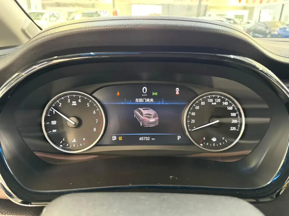 Buick GL8 GL8 2023 Buick GL8 2023 Land Business Class 2.0T Comfort Edition 2023 — миниатюра 5