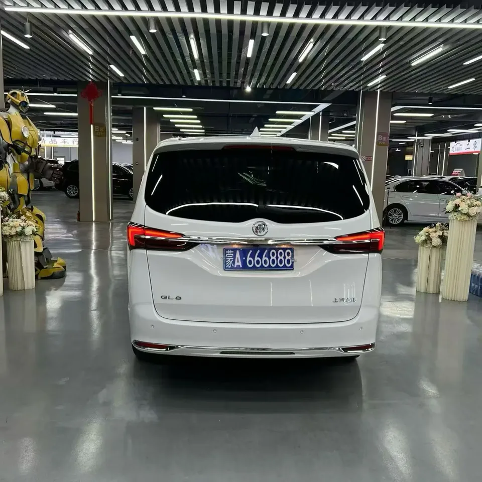 Buick GL8 GL8 2023 Land Business Class 2.0T Luxury Edition 2023 — thumbnail 2