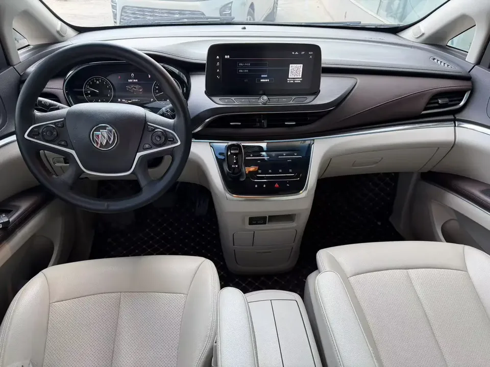 Buick GL8 Buick GL8 2022 Land Business Class 652T Comfort 2023 — thumbnail 2