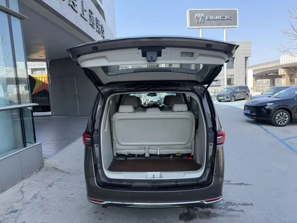 Buick GL8 Buick GL8 2022 Land Business Class 652T Comfort 2023 — thumbnail 3
