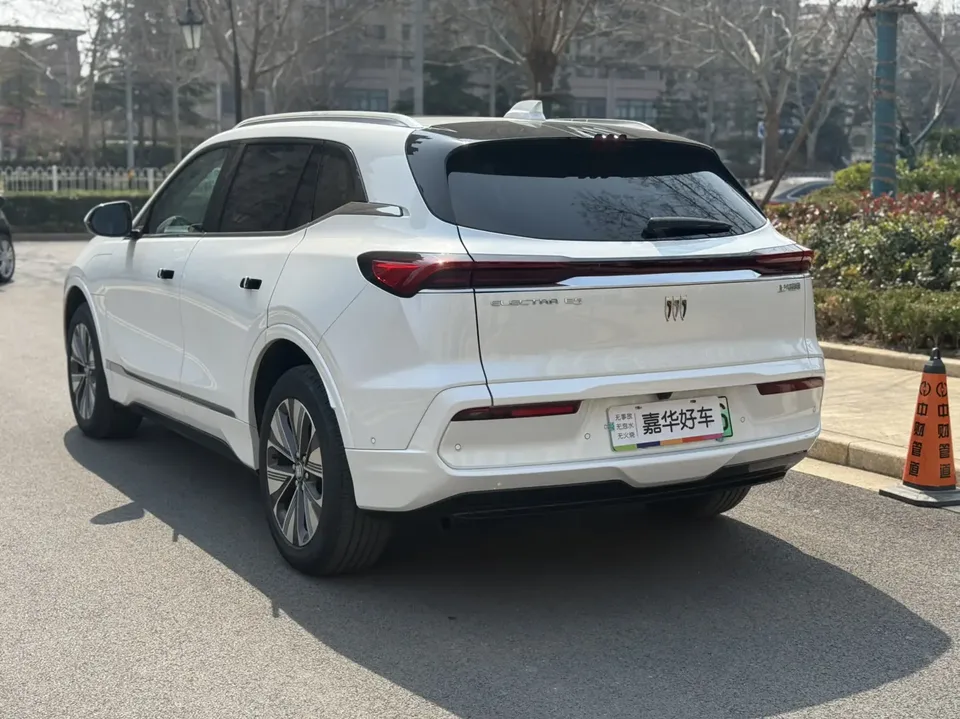 Buick E5 620KM Premium Edition 2025 — миниатюра 4