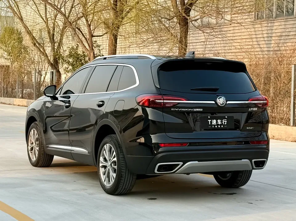 Buick Envision Envision Envision Plus 652T Five-seat Four-wheel Drive Luxury Model 2023 — миниатюра 2