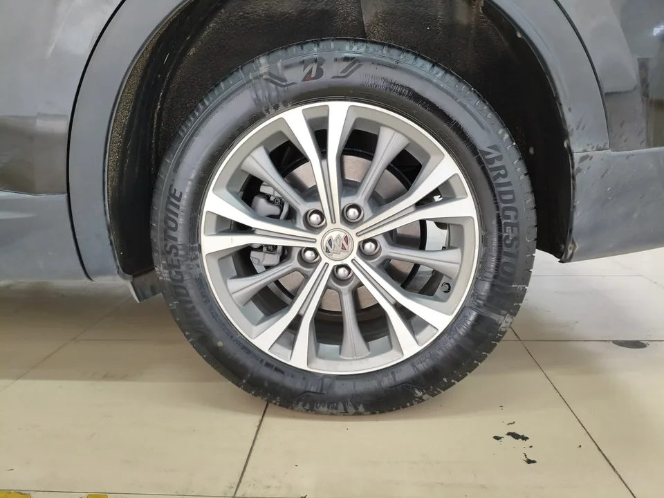 Buick Envision Envision Envision Plus 652T Five-seat Four-wheel Drive Luxury Model 2023 — миниатюра 3