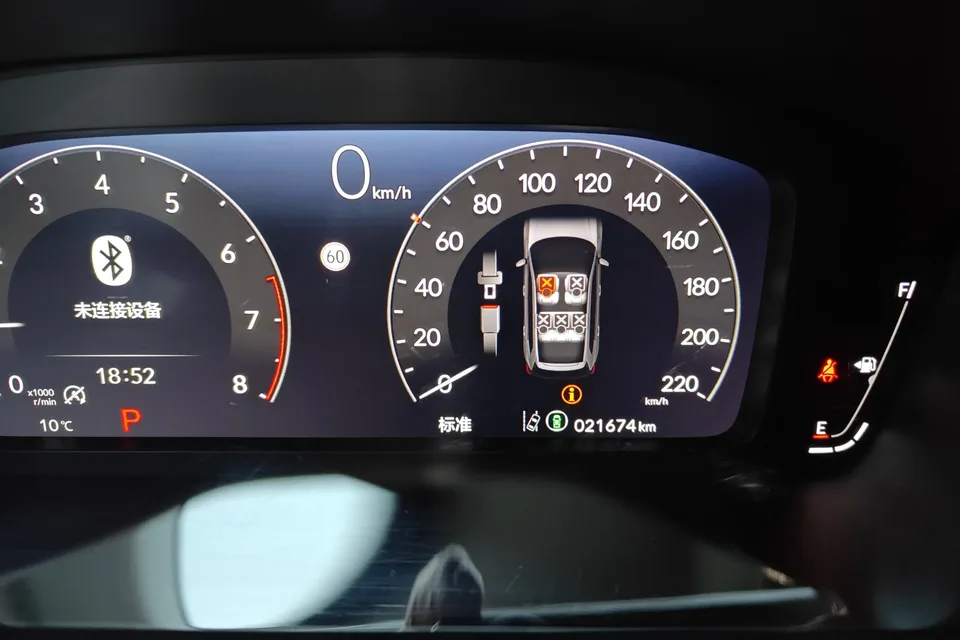 Honda Breeze Haoying 2023 240TURBO CVT 4WD Premium Edition 2023 — миниатюра 4