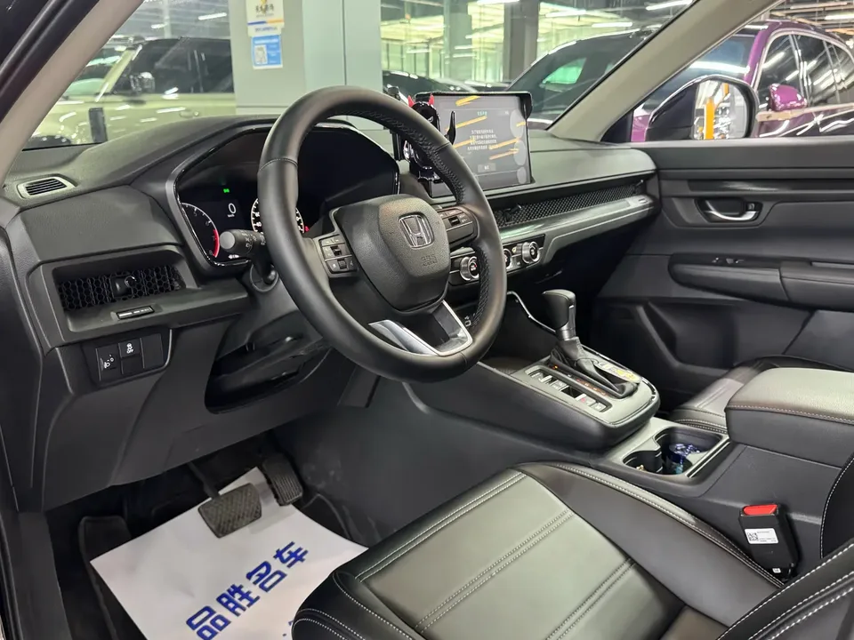 Honda CR-V Honda CR-V 2024 240TURBO CVT 2WD 5-seater version 2024 — миниатюра 5
