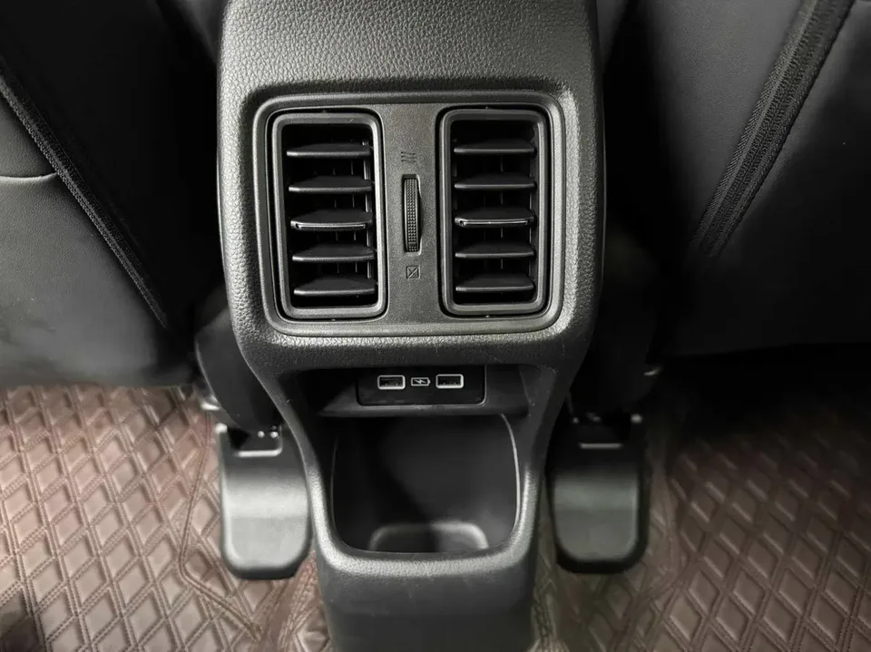 Honda WR-V 1.5L CVT Heat Wave Edition 2023 — миниатюра 3