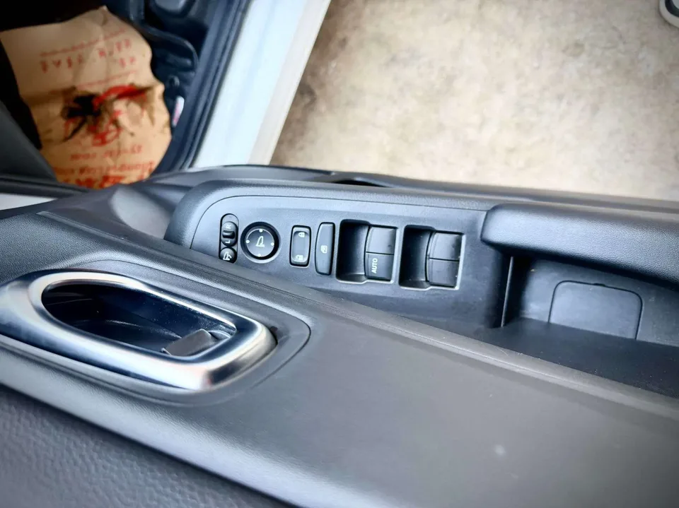 Honda WR-V XR-V 2023 Honda XR-V 2023 1.5L CVT Hot Edition 2023 — thumbnail 4