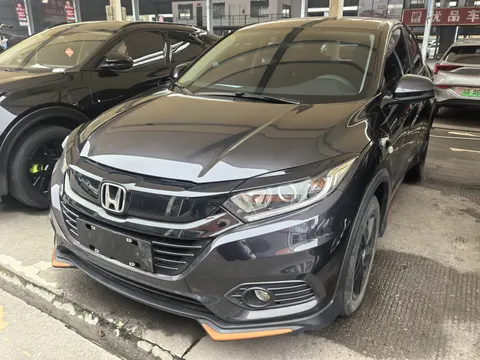 Honda VEZEL 2022 купить в Москве