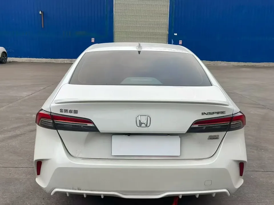 Honda Inspire Insignia 2025 260TURBO Elite Edition 2025 — миниатюра 2
