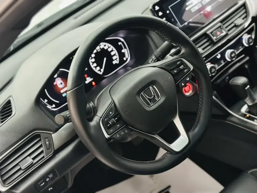 Honda Inspire Inship 2022 260TURBO Exquisite Edition 2022 — миниатюра 3