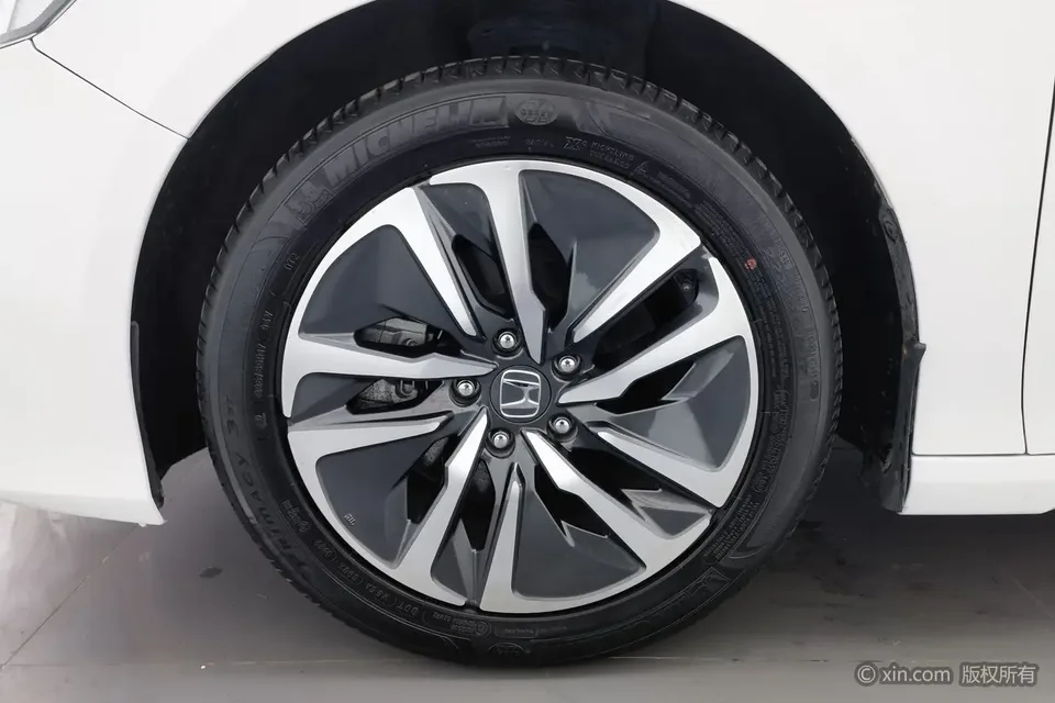 Honda Accord 2022 Accord Hybrid 2.0L Sharp Edition 2023 — миниатюра 2