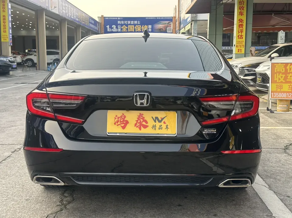 Honda Accord Accord 2022 260TURBO Deluxe Edition 2023 — миниатюра 2