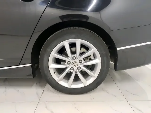 Honda Accord Accord 2022 260TURBO Deluxe Edition 2022 — миниатюра 3
