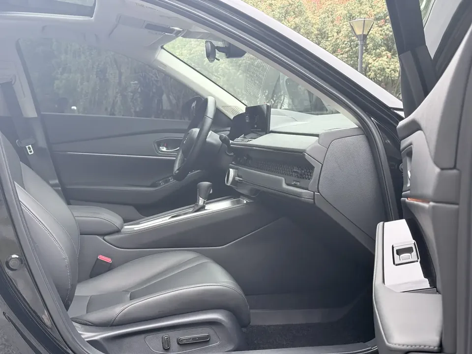 Honda Accord Accord 2025 RuiT-Motion 260TURBO Luxury Edition 2025 — миниатюра 5