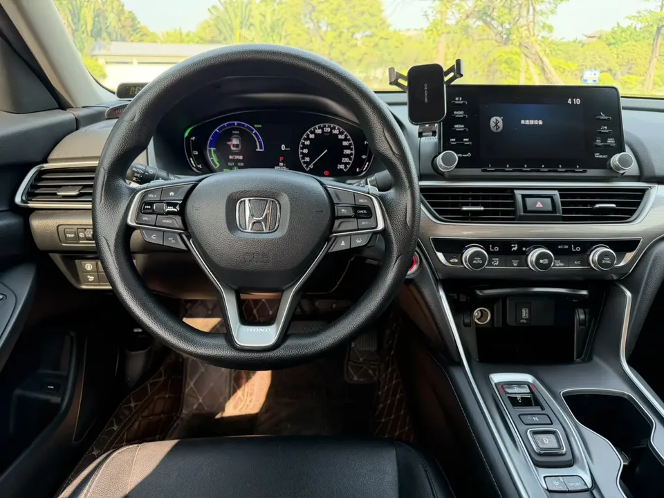 Honda Accord 2022 Accord Hybrid 2.0L Cool Edition 2023 — миниатюра 4