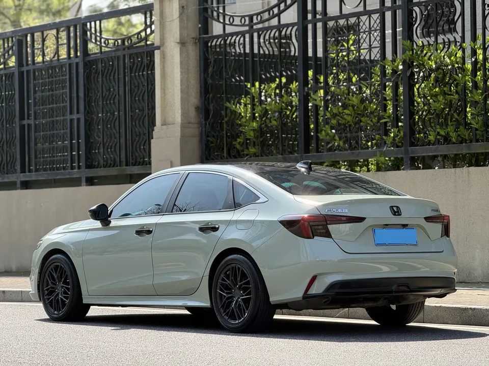 Honda Integra 240TURBO CVT Smart Edition 2023 — миниатюра 2