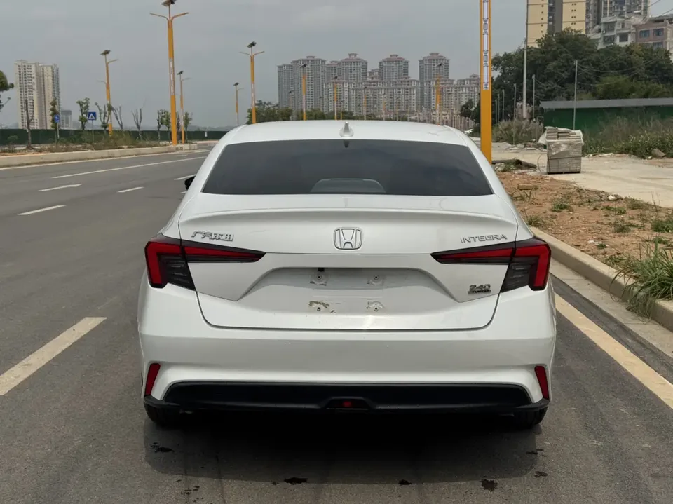 Honda Integra 240TURBO CVT Leading Edition 2024 — миниатюра 2