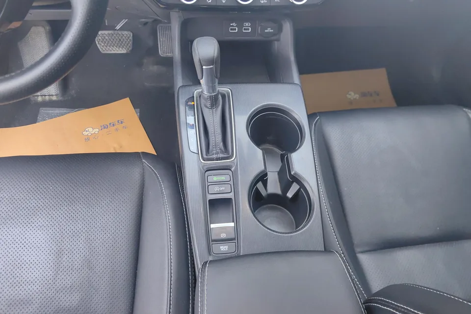 Honda CIVIC Civic 240TURBO CVT Power Edition 2024 — миниатюра 2