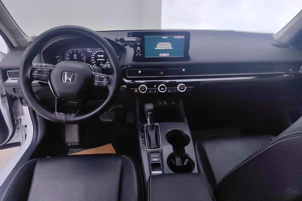 Honda CIVIC Civic 240TURBO CVT Power Edition 2024 — миниатюра 3