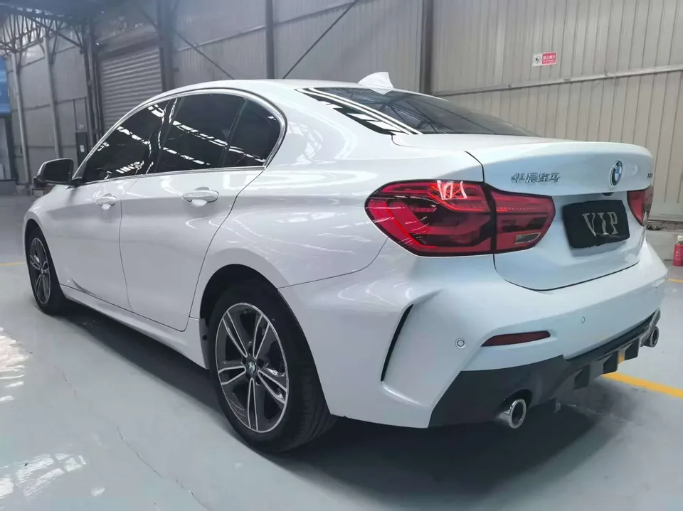 BMW 1 Series BMW 1 Series 2023 120i M Sport 2023 — миниатюра 2