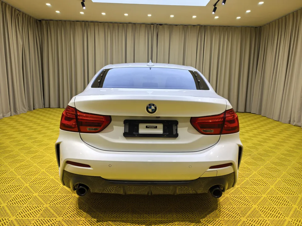 BMW 1 Series BMW 1 Series 2023 120i M Sport Edition 2022 — миниатюра 2