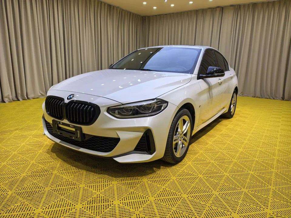 BMW 1 Series BMW 1 Series 2023 120i M Sport Edition 2022 — фото 1, купить с доставкой в Москву