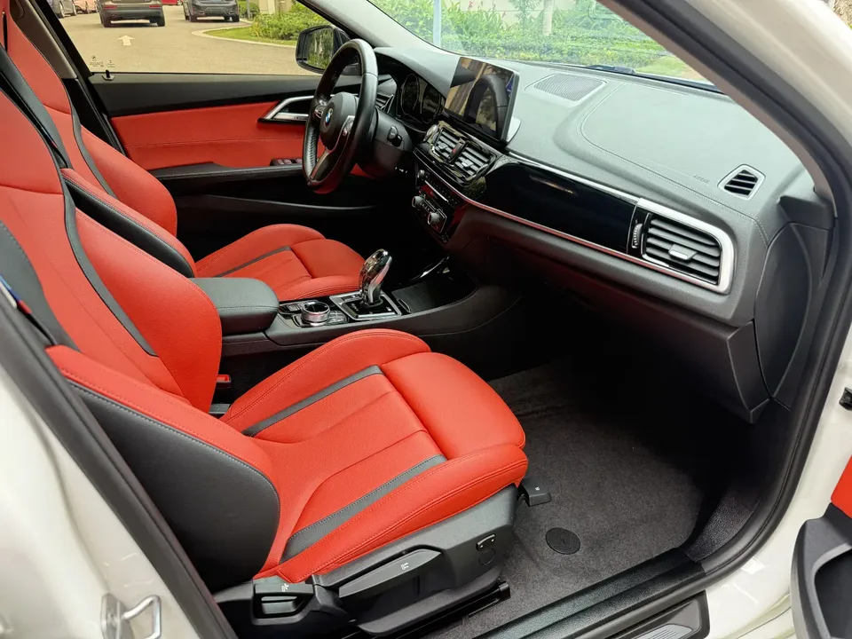 BMW 1 Series facelift 125i M Sport Night Edition 2022 — миниатюра 4