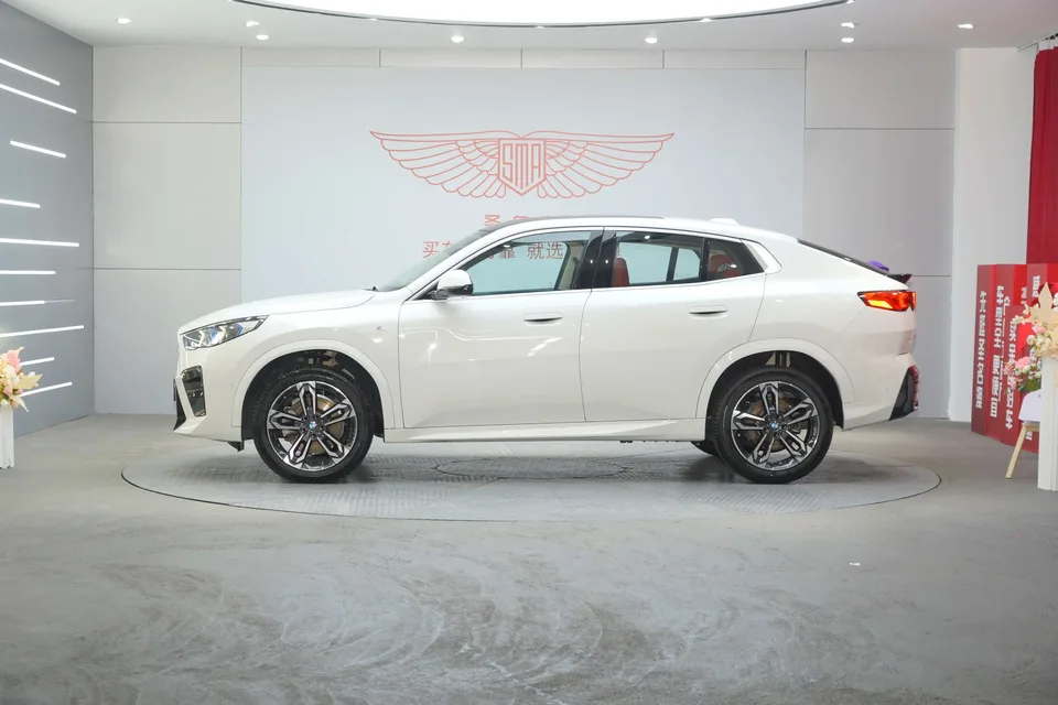 BMW X2 2025