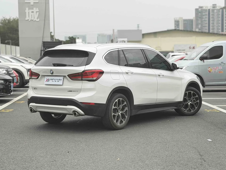 BMW X1 BMW X1 2022 sDrive25Li Leading Edition 2022 — миниатюра 2