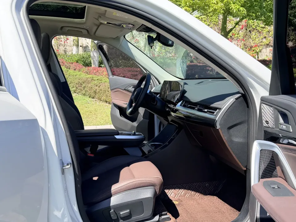 BMW X1 X1 sDrive25Li M Sport Package 2024 — thumbnail 4