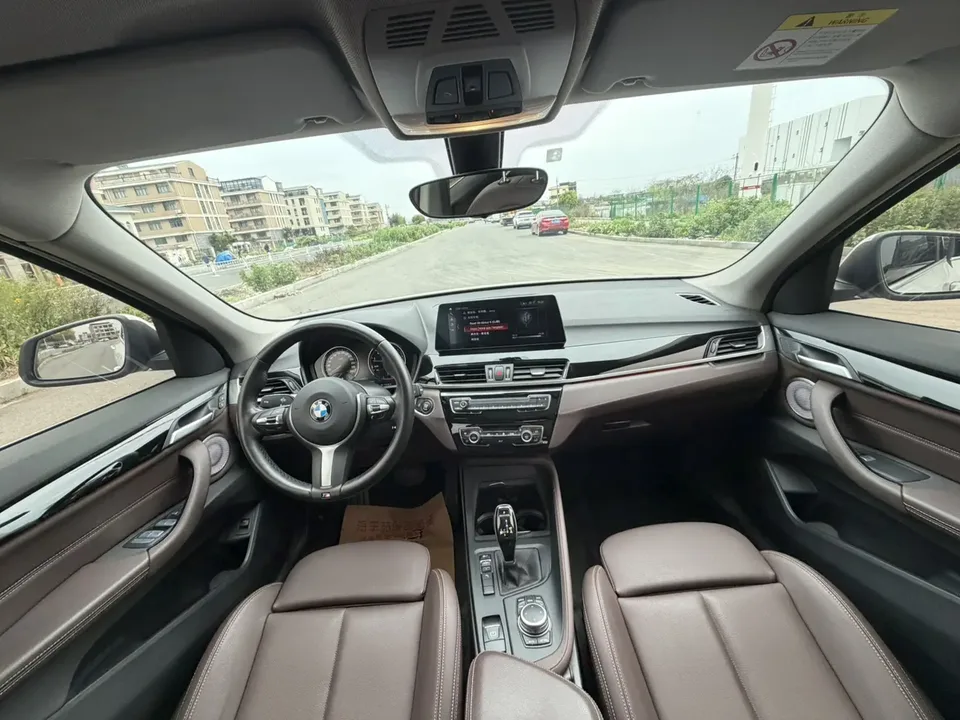 BMW X1 X1 2022 BMW X1 2022 sDrive25Li Leading Edition 2023 — thumbnail 3