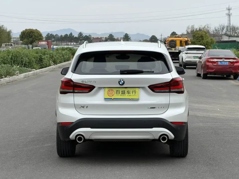 BMW X1 X1 2022 BMW X1 2022 sDrive25Li Leading Edition 2023 — thumbnail 5